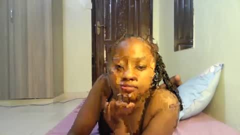 Snapshot of sexy_ariana_2 chatting on February 4, 1:59 pm Ariana online show from February 4, 1:59 pm