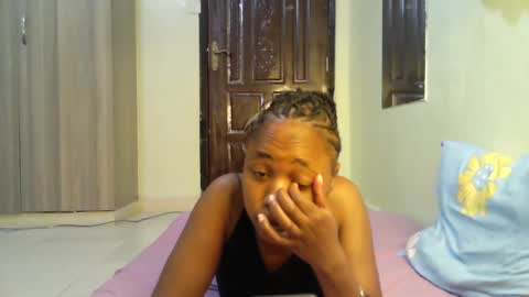 Snapshot of sexy_ariana_2 chatting on February 6, 7:56 am Ariana online show from February 6, 7:56 am