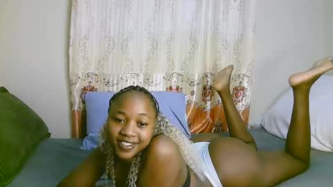 Snapshot of sexy_ariana_2 chatting on March 3, 4:14 pm Ariana online show from March 3, 4:14 pm