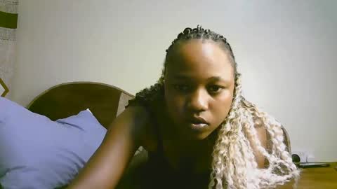 Snapshot of sexy_ariana_2 chatting on March 8, 10:00 am Ariana online show from March 8, 10:00 am