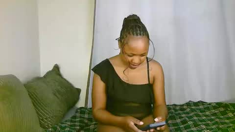 Snapshot of sexy_ariana_2 chatting on October 6, 10:23 am Ariana online show from October 6, 10:23 am