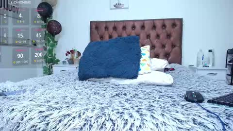 Snapshot of sexy_big_man2 chatting on September 20, 12:28 pm tadeo online show from September 20, 12:28 pm