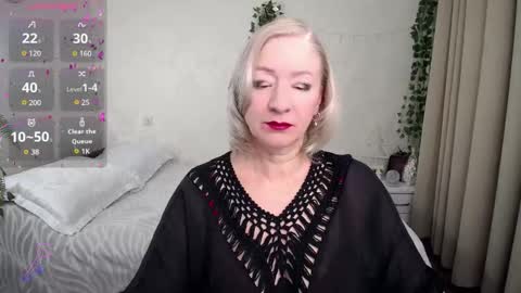 Snapshot of sexy_cat00 chatting on December 18, 3:07 pm Irena online show from December 18, 3:07 pm