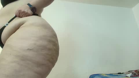 karla           instagram  online show from December 20, 4:46 pm