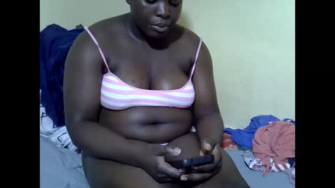 Snapshot of sexy_ebony20 chatting on September 25, 12:31 pm ebony online show from September 25, 12:31 pm