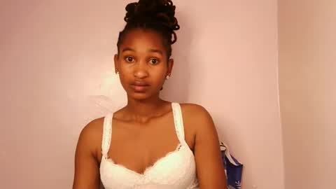 Snapshot of sexy_joyline chatting on November 28, 12:57 am joy online show from November 28, 12:57 am