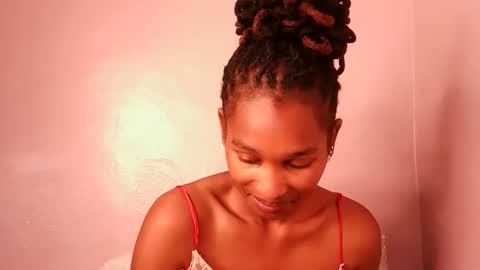 Snapshot of sexy_joyline chatting on November 30, 10:52 am joy online show from November 30, 10:52 am