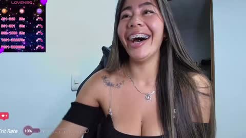 laura  online show from January 14, 12:33 am