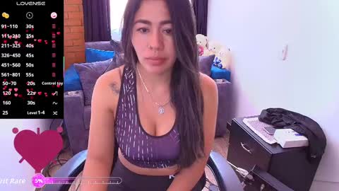 laura  online show from September 23, 3:04 pm