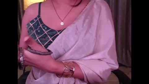 myra online show from November 17, 4:29 am