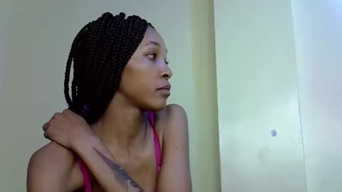 Snapshot of sexy_narohah chatting on September 17, 7:04 pm Narohah online show from September 17, 7:04 pm