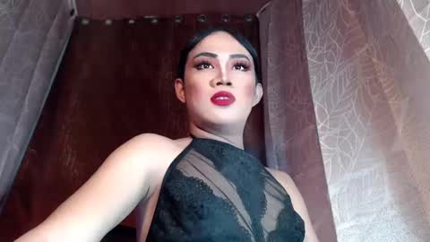 Snapshot of sexy_rc18 chatting on December 27, 2:12 pm RC online show from December 27, 2:12 pm