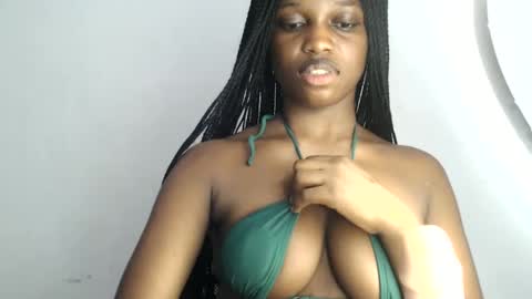 naomi online show from January 11, 1:01 pm