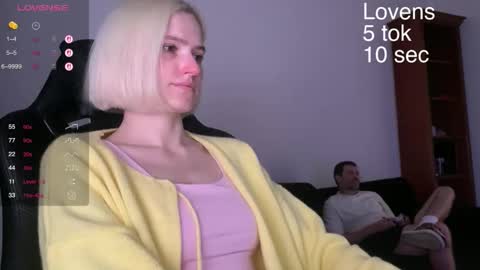 Snapshot of sexy_sweets chatting on September 16, 6:36 am Sexy-Sweets online show from September 16, 6:36 am