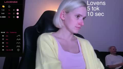 Snapshot of sexy_sweets chatting on September 25, 5:16 pm Sexy-Sweets online show from September 25, 5:16 pm