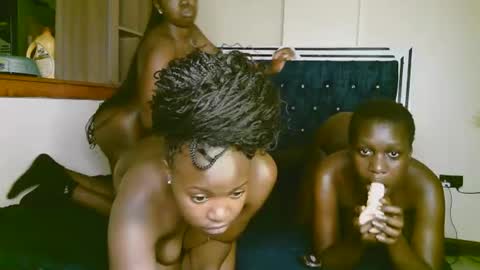 sexy_tecla online show from November 18, 1:00 am