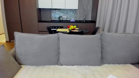 Snapshot of sexyangeloux chatting on January 21, 7:39 pm Lou online show from January 21, 7:39 pm