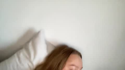 Snapshot of sexyayo666 chatting on October 4, 4:27 pm ALAYA online show from October 4, 4:27 pm