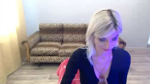 sexybeatriice online show from October 12, 6:34 am