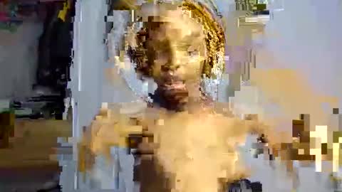 Essy online show from November 23, 8:41 pm