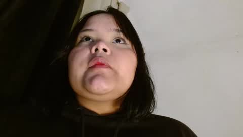 Snapshot of sexychubbyy chatting on December 18, 4:42 am Eva online show from December 18, 4:42 am