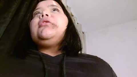 Snapshot of sexychubbyy chatting on December 23, 7:38 am Eva online show from December 23, 7:38 am