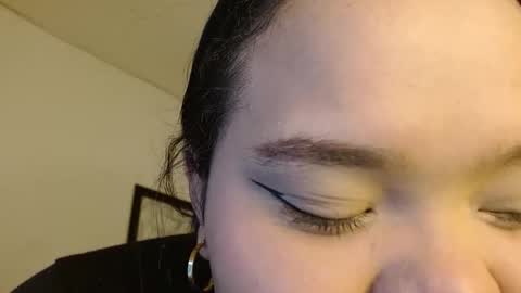 Snapshot of sexychubbyy chatting on November 20, 1:39 am Eva online show from November 20, 1:39 am