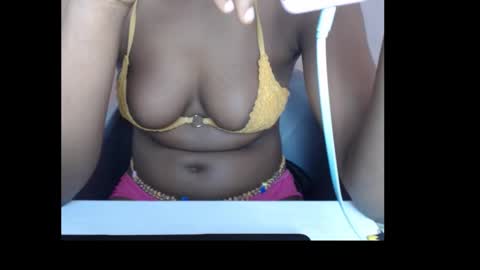 Snapshot of sexydebabe chatting on September 9, 9:25 pm sexydebabe online show from September 9, 9:25 pm