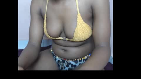 Snapshot of sexydebabe chatting on September 29, 8:35 pm sexydebabe online show from September 29, 8:35 pm