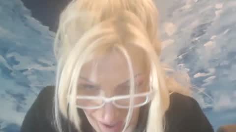 ENI pvt moan your name  WHEN I M NOT online you tell me in SNAPCHAT deal yes add me...  FREE TWITTER magiconline101...... online show from December 4, 4:21 am