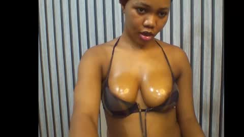 sexyeye368293 online show from October 8, 7:55 pm