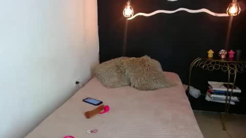 Snapshot of sexykata_of chatting on December 20, 12:52 am Kata sexy online show from December 20, 12:52 am