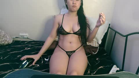 Lily online show from December 2, 10:34 pm