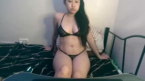 Lily online show from January 1, 10:56 pm