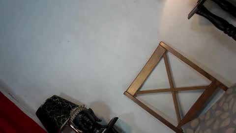 Snapshot of sexylusty2258 chatting on March 2, 3:56 am Queen Sofia online show from March 2, 3:56 am