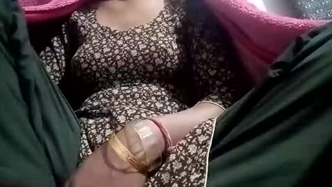 sexymaya8642 online show from December 4, 1:15 am