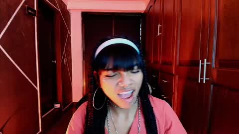 N A F online show from March 10, 7:07 pm