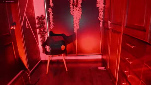 N A F online show from November 4, 7:13 pm