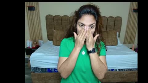 R A C H E L online show from October 9, 11:52 am