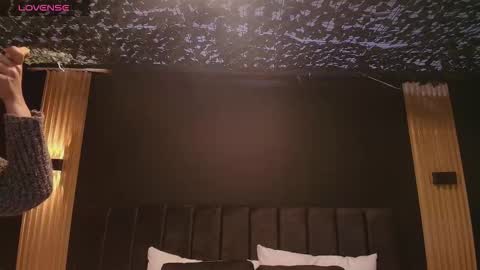 R A C H E L online show from October 15, 12:05 pm