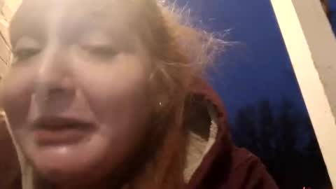 sexyscarlettspitfire online show from December 19, 12:12 pm