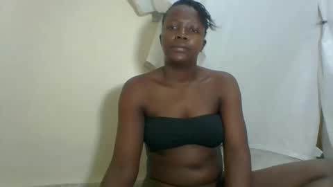 PAULINE online show from March 1, 2:48 am