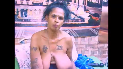 sexyva4u2luv online show from September 12, 7:19 am