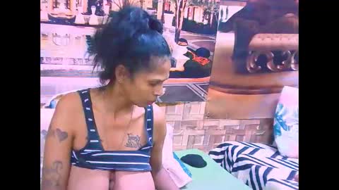 sexyva4u2luv online show from September 13, 9:09 am