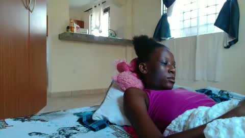 Snapshot of sexyy_janey chatting on January 19, 8:29 am Janey online show from January 19, 8:29 am