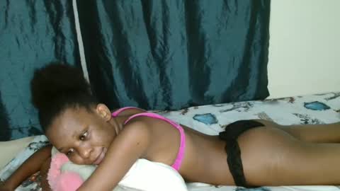 Snapshot of sexyy_janey chatting on January 30, 7:59 pm Janey online show from January 30, 7:59 pm