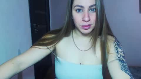 Snapshot of sexyyuliia777 chatting on October 22, 5:52 am Yuliia online show from October 22, 5:52 am
