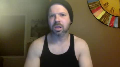 Snapshot of shadyyyyyy7 chatting on December 15, 6:18 am Shady online show from December 15, 6:18 am