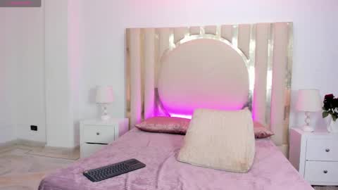 Shaina online show from February 13, 10:43 pm