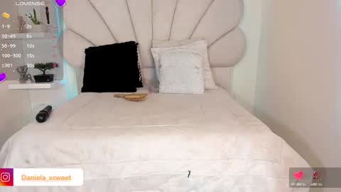 Snapshot of shairytovar chatting on October 11, 6:23 am shairytovar online show from October 11, 6:23 am